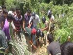 वाल्मीकि टाइगर रिजर्व से भटके तेंदुए की तार के बाड़े में फंसने से मौत