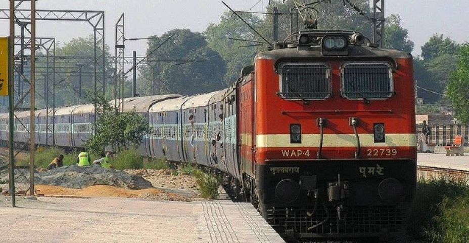 बे-टिकट यात्रियों से रेलवे ने वसूला 15 करोड़ का जुर्माना