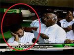 संसद में पुनः नींद निकालते नजर आए राहुल गांधी