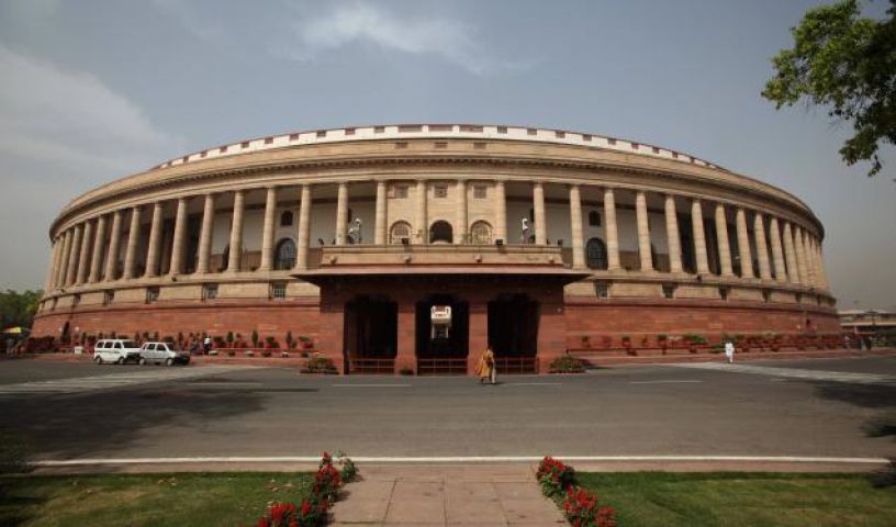 संसद के दरबार में मोदी रखेंगे संविधान पर अपना मत