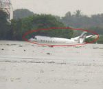 चैन्नई बाढ़ का प्रकोप: हवाई जहाज बना जल जहाज