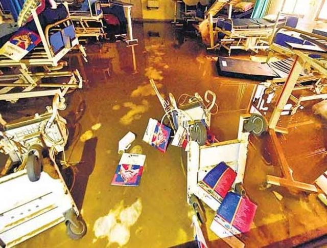चेन्नई में फिर बारिश की चेतावनी, अस्पताल में पानी घुसने से 18 मरीजों ने तोड़ा दम