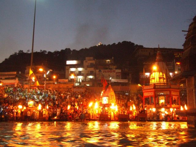 Today is Ganga Saptami, to get auspicious results do this aarti