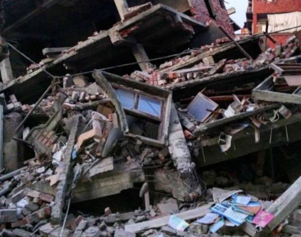 उत्तर पूर्व में फिर आए भूकंप के झटके, मणिपुर में 6 की मौत,100 से अधिक जख्मी