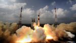 अंतरिक्ष में आज इतिहास रचेगा भारत, रिकॉर्ड 104 उपग्रह छोड़ेगा इसरो