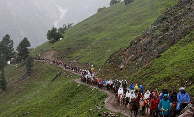 अमरनाथ के लिए यात्रियों का एक और जत्था रवाना