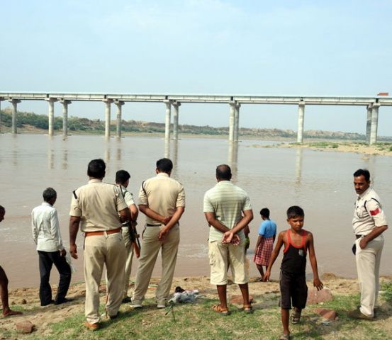 चम्बल नदी में डूबने से तीन युवको की मौत राजस्थान