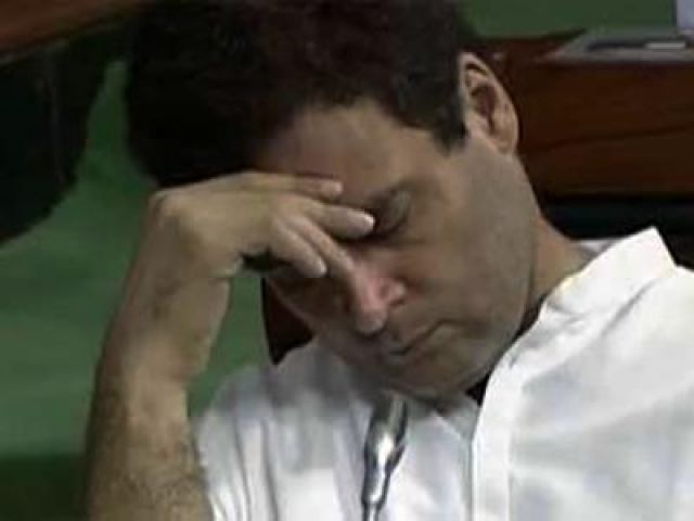 सदन में बहस होती रही और राहुल गांधी सोते रहे, कैमरे में रिकॉर्ड