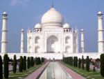 ताजमहल दुनिया के ऐतिहासिक स्थलों में तीसरे स्थान पर