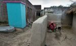 पत्नी के जेवर गिरवी रख गरीब मजदूर ने करवाया शौचालय निर्माण