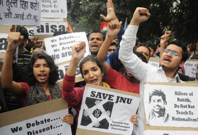 JNU विवाद : कन्हैया समेत तीन छात्रों की रिहाई के लिए छात्र करेंगे संसद तक मार्च