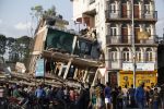 भूकंप : बिहार में 42, नेपाल में 68 की मौत, अमेरिकी विमान लापता