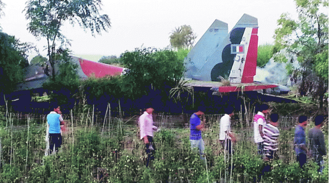 दुर्घटना ग्रस्त हुआ वायुसेना का लड़ाकू विमान सुखोई