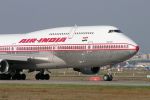 पक्षी के टकराने से टुटा एयर इंडिया का शीशा, सभी 169 यात्री सुरक्षित