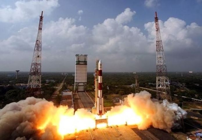 बड़ी उपलब्धि : भारत ने किया अपना पहला स्पेस शटल लॉन्च
