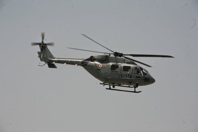 इंडियन एयरफोर्स के हेलीकाप्टर की करवाई इमरजेंसी लेंडिंग