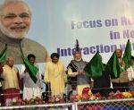 PM ने दी मणिपुर-मिजोरम की दो ट्रेनों को हरी झंडी
