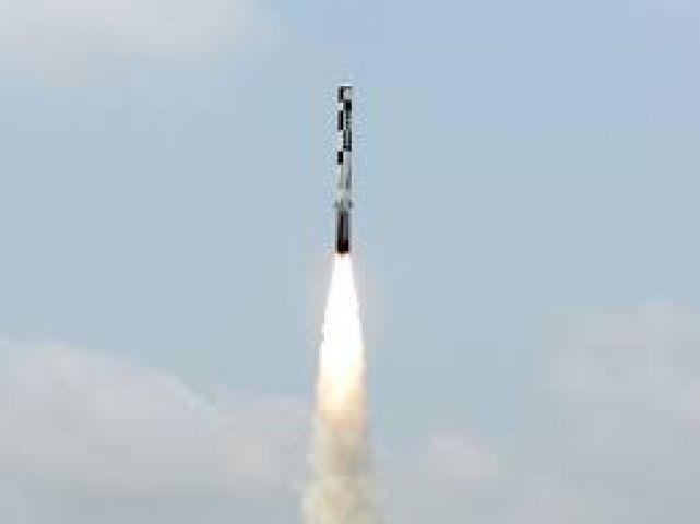 भारत ने ब्रह्मोस मिसाइल का किया सफल परिक्षण