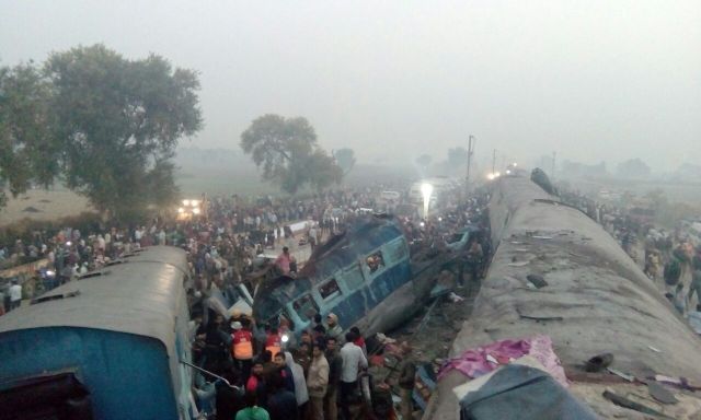 इंदौर-पटना एक्सप्रेस हादसा: 63 की मौत, PM मोदी ने जताया दुःख