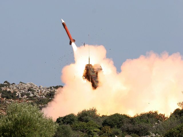 भारत में निर्मित इंटरसेप्टर मिसाइल का सफल परिक्षण