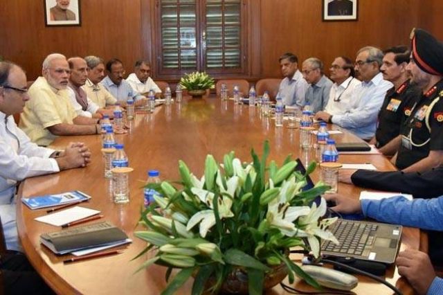 सर्जिकल स्ट्राईक पर मिला वीडियो, PM मोदी ले रहे बैठक