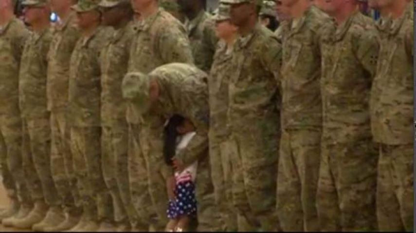 दो साल की बच्ची ने तोड़ा सेना का प्रोटोकोल