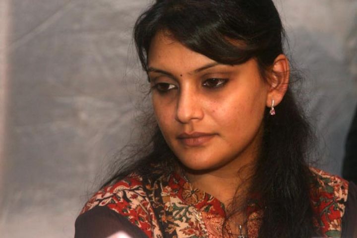 मशहूर अभिनेत्री हज यात्रियों से ठगी के आरोप में गिरफ्तार