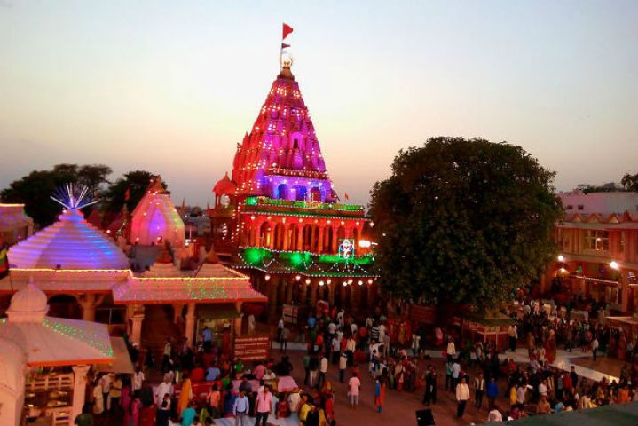 महाकाल मंदिर में चलेगी फुलझड़ी, सबसे पहले मनेगी दीपावली