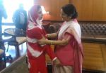 गीता से मिली सुषमा, भारत की बेटी का किया स्वागत
