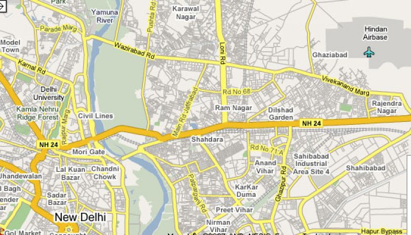 पूर्वी दिल्ली में 20 अज्ञात लोगो ने की बसो में तोड़ फोड़