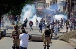 पुलवामा में सुरक्षाबलों और प्रदर्शनकारियों की झड़प में  50 से ज्यादा घायल
