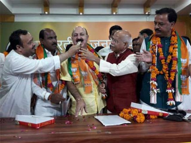 बसपा से निष्कासित चार विधायकों ने भाजपा की सदस्यता ली