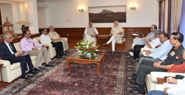 उरी हमला: PM मोदी के घर हाईलेवल मीटिंग, फ्रांस ने कहा: हम भारत के साथ