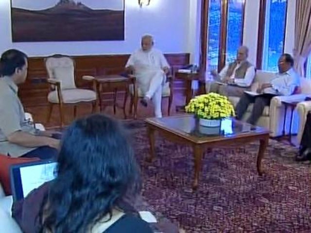 सिंधु जल संधि पर PM मोदी ने ली बैठक