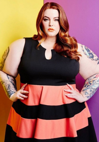 इस मोटी महिला को कई फैशन एजेंसिया बनाना चाहती है मॉडल
