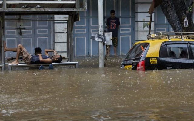 देखिए बारिश की कुछ खूबसूरत तस्वीरे...