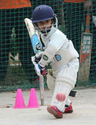 इस 4 साल के बच्चे को है क्रिकेट खेलने का शौक, सचिन भी हैं हैरान इसकी बल्लेबाज़ी से