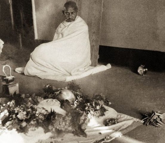 गांधीजी के पोते ने कैद की उनकी तस्वीरे