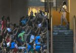 क्रिकेट के फैंस को मैच की अनदेखी तस्वीरें ज़रूर देखनी चाहिए