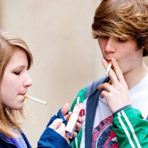 ब्रिटैन के स्कूल में मिलता है स्टूडेंट्स को Special Cigarette Break