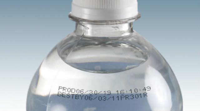 तो इसलिए होती है पानी की बोतल पर Expiry date