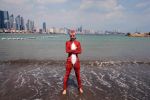 चीन के डिज़ाइनर ने बनाया अनोखा Swimming Costume