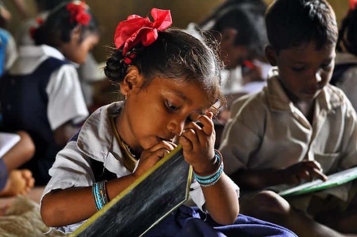 ग्रामीण भारत में चिंताजनक है शिक्षा का स्तर