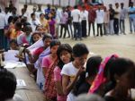 बंगाल में चौथे चरण का मतदान आरंभ, 49 सीटों के लिए वोटिंग