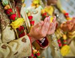 चुनाव के कारण पति की दूसरी शादी करा रही पत्नियां