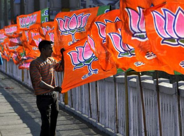 BJP सांसद ने मोदी सरकार से किया विद्रोह, कहा- महंगाई की वजह से बिहार चुनाव हारी भाजपा