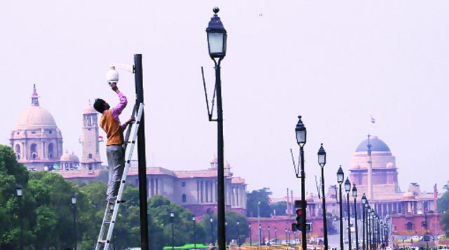 बीजेपी सांसद दिल्ली में लगाएँगे CCTV कैमरा, लागत 1 करोड़ 57 लाख