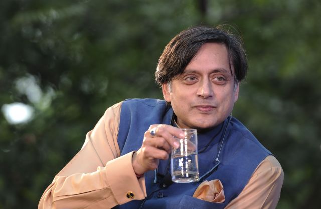'I am not afraid of anyone..,' Tharoor shows attitude, will he leave Congress?