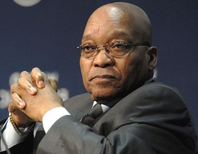 दक्षिण अफ्रीका के राष्ट्रपति पर चलेंगे 800 भ्रष्टाचार के मामले