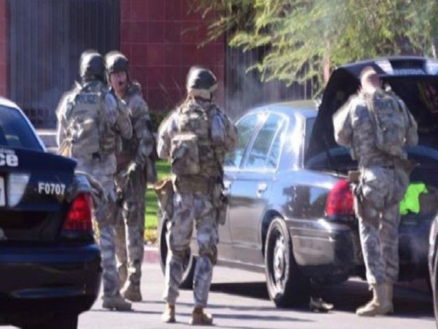 केलिफोर्निया : विकलांगो के केंद्र पर गोलीबारी, दो संदिग्ध ढेर
